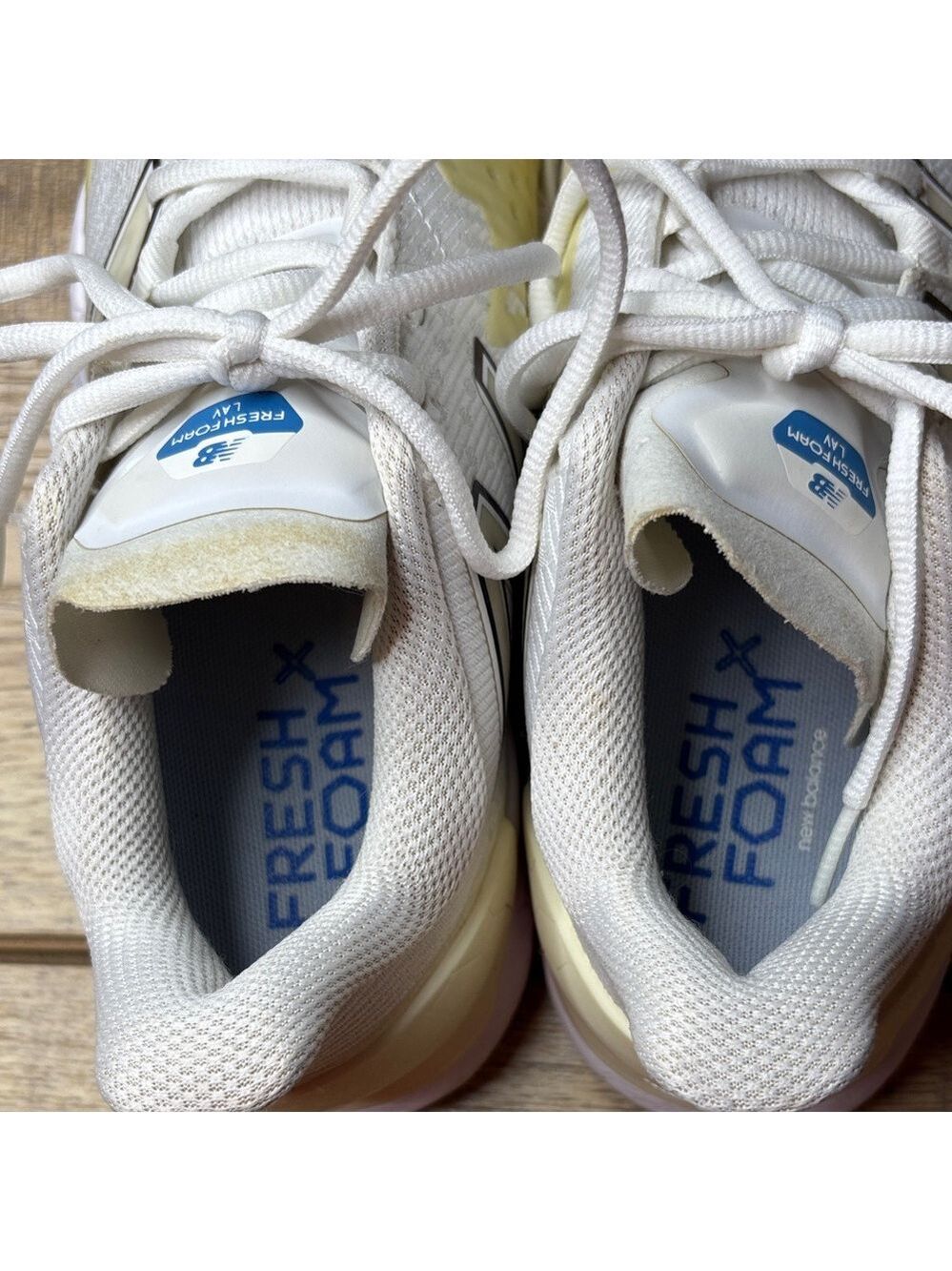 Women’s New Balance Fresh Foam Lav V2 Size 8.5 - Picture 3 of 8